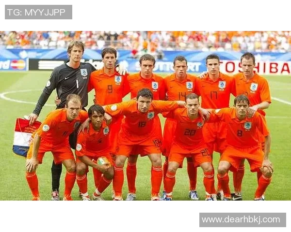 荷兰足球巨星的辉煌历程与对世界足坛的影响力分析